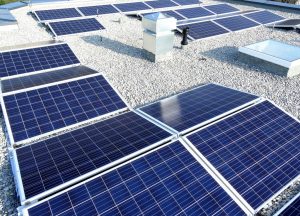 Solarkraftwerke-11 Solardach auf Kies